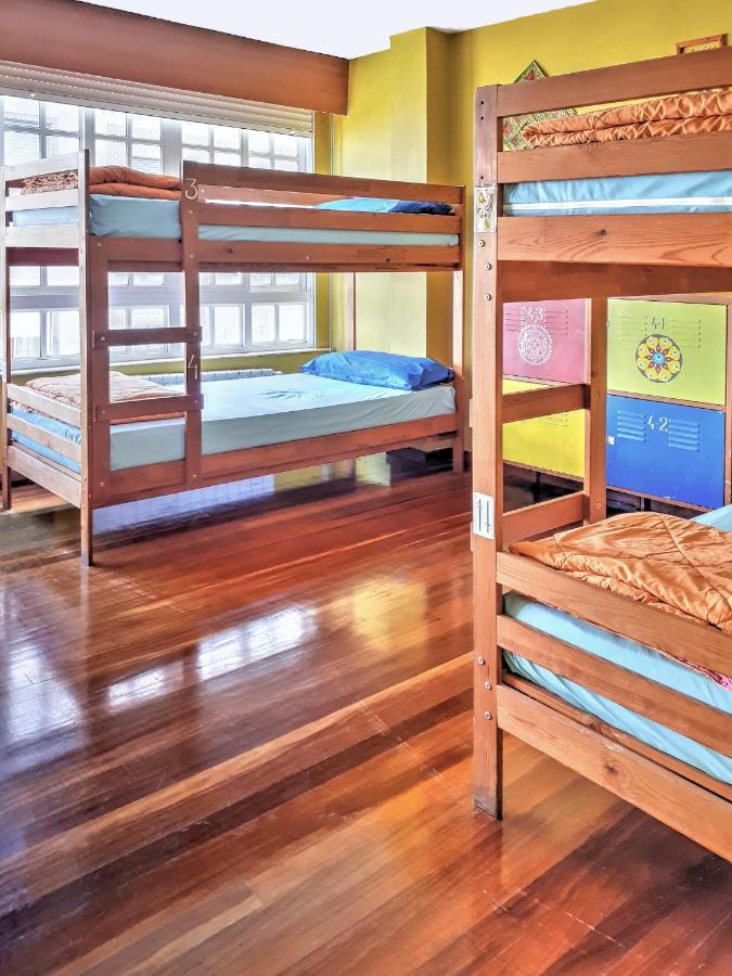 Meiga Backpackers Hostel 圣地亚哥－德孔波斯特拉 外观 照片
